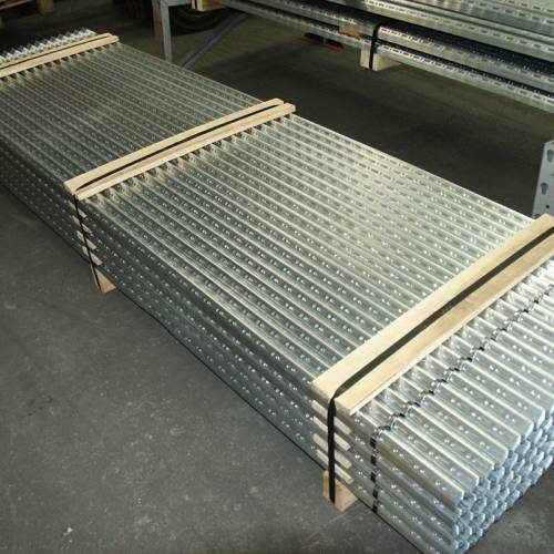 photo Cornières perforées et tablettes